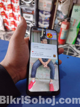 Realme 6 pro (6/128)